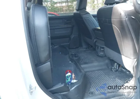 2024 Ram 2500 Tradesman 4X4 6'4 Box z USA, uszkodzony, nr VIN 3C6UR5CJ8RG138071